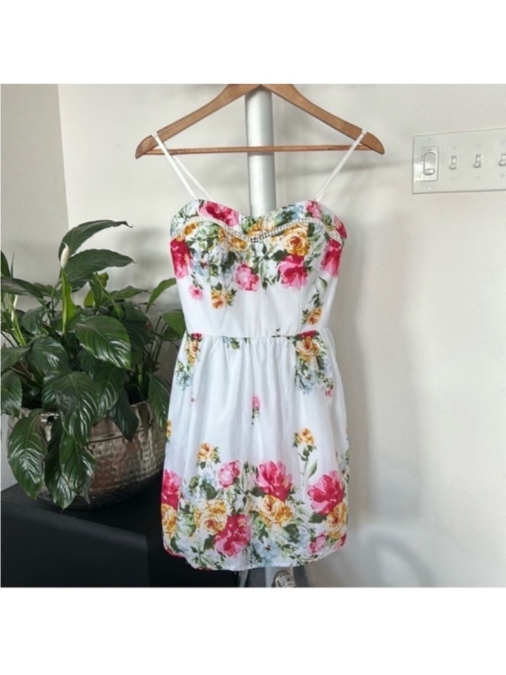Floral Strapless Mini Summer Dress Sz XS/3 White Pink